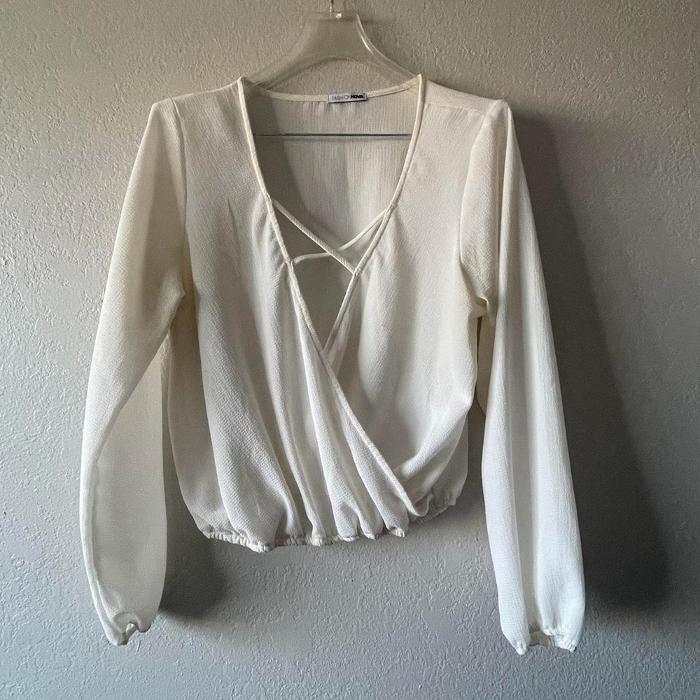 Fashion Nova, Women’s Ivory Strappy V Neck Sheer Lightweight Blouse, Size L